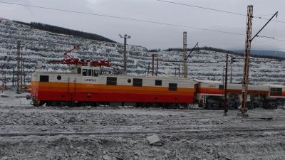 В карьерах ЕВРАЗ КГОК вышли на линию два новых локомотива