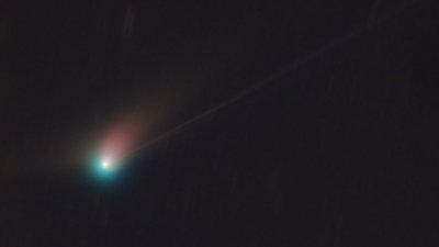Уральские фотографы поймали «зеленую» комету в объектив (ФОТО)