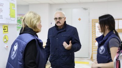 Депутаты Ямала отправили на пенсию омбудсмена Анатолия Сака