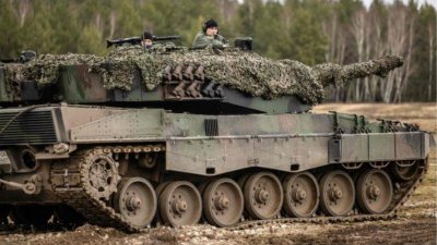 Только 50 танков, и только в апреле – западные СМИ огорчили Зеленского