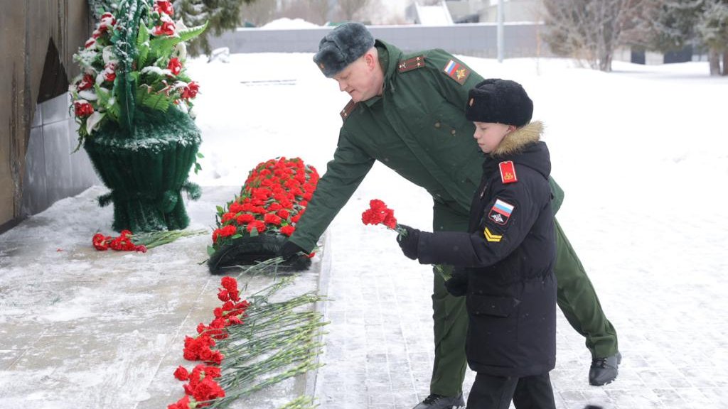 В Екатеринбурге почтили память разведчика Николая Кузнецова