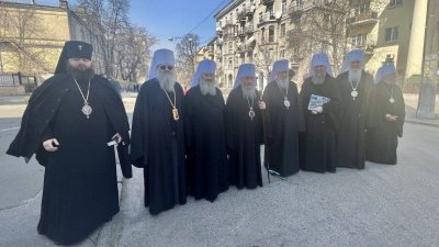 Монахи и священники Киево-Печерской Лавры заявили о невозможности покинуть обитель
