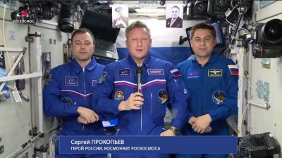 Космонавты Сергей Прокопьев и Дмитрий Петелин успешно вернулись на Землю