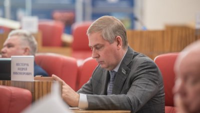 На Ямале отправили в отставку депутата Заксобрания округа