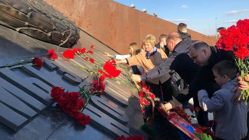 Юные петербуржцы посетили места, которые защищали герои фильма «Ржев» Евгения Пригожина