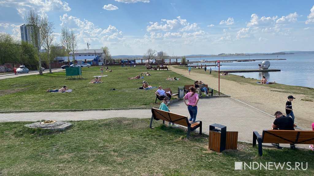Жара в городе: жители Екатеринбурга отправились на пляжи (ФОТО)