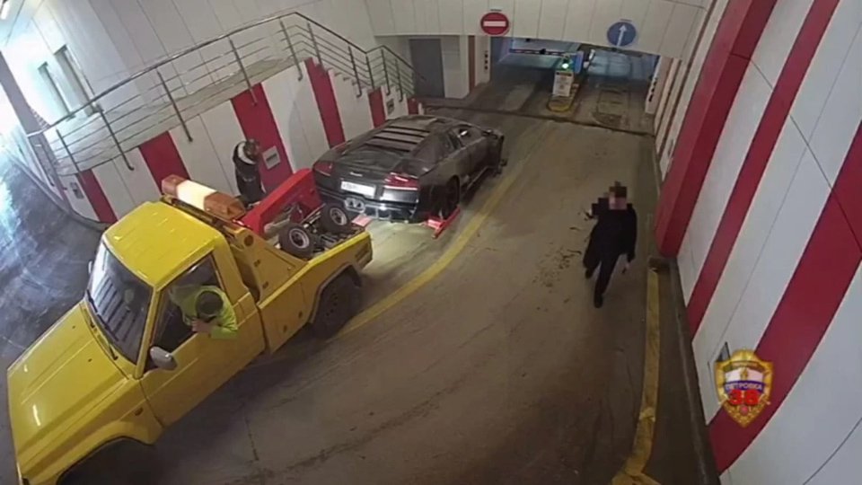 Lamborghini стоимостью более 12 млн рублей украли с охраняемой стоянки в Москве
