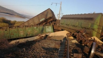 В Забайкалье остановлено движение поездов из-за аварии