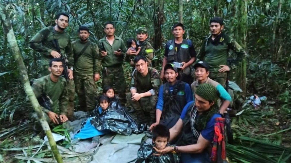 В джунглях Колумбии нашли выживших детей через 40 дней после авиакатастрофы