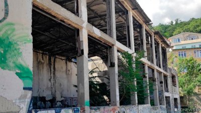 Крымскую спортшколу осчастливили руинами на выселках (ФОТО)