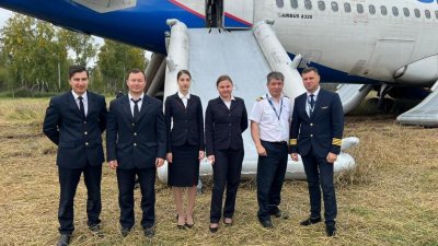«Это большое мастерство и самообладание», – глава «Уральских авиалиний» оценил действия экипажа (ВИДЕО)
