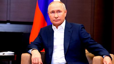 Кремль официально анонсировал визиты Путина в ОАЭ и Саудовскую Аравию