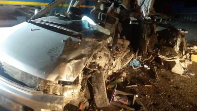 В Приамурье легковушка влетела в самосвал: погибли 6 человек