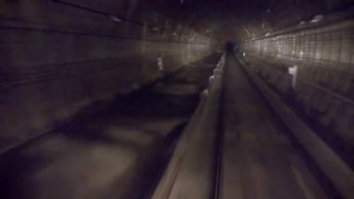 Машинист метро показал станцию-призрак в Екатеринбурге (ВИДЕО)