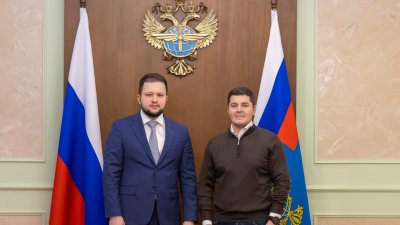 Губернатор Артюхов сообщил главе Росавиации Ядрову о сроках модернизации аэропорта Салехарда