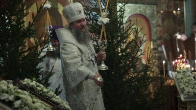 В Рождественскую ночь митрополит Евгений отслужит литургию в Свято-Троицком соборе