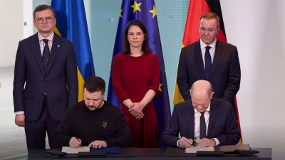 Зеленский и Шольц подписали соглашение о «гарантиях» безопасности
