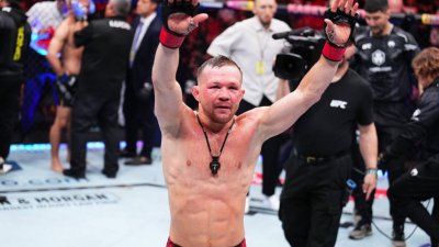 Уральский боец Петр Ян вернулся в UFC с победой