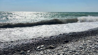 В Сочи обновят берегозащитные сооружения – набережной и пляжей станет больше
