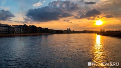В Санкт-Петербурге при столкновении катера и гидроцикла пострадал человек