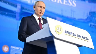 Путин поручил нарастить несырьевой экспорт на две трети