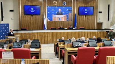 На срочном заседании депутаты Заксобрания Ямала передали Горнокнязевск Салехарду