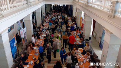 Куда пойти работать: в Свердловской области прошла ярмарка трудоустройства (ФОТО, ВИДЕО)