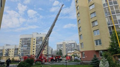 Пожар на Уктусе потушили (ФОТО)