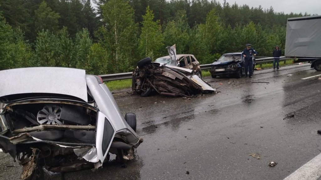 На 6 км автодороги «Ревда-Дегтярск-Курганово» произошло жуткое ДТП