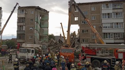 Под завалами в Нижнем Тагиле нашли еще одного погибшего