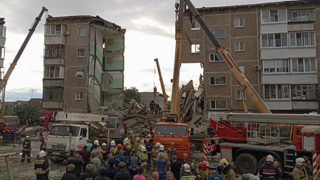 Из-под завалов в Нижнем Тагиле извлекли погибшую