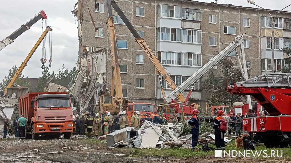 Спустя 17 часов спасатели нашли под завалами в Нижнем Тагиле живого мужчину