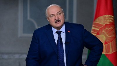 У них там «демократия»: Лукашенко высказался о задержании основателя Telegram