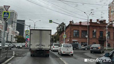 Сроки окончания ремонта на Малышева неизвестны (ФОТО)