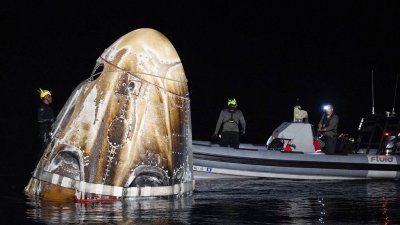 Корабль Crew Dragon с космонавтом Роскосмоса успешно вернулся на Землю