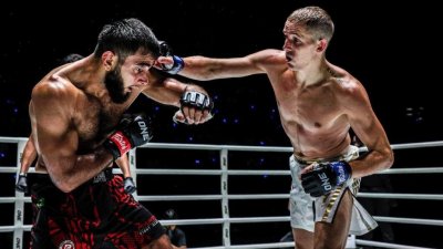 Боец из Екатеринбурга одержал победу на турнире ONE Championship