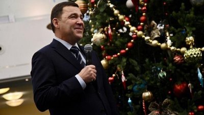 Елку в резиденции губернатора посетят 7500 детей