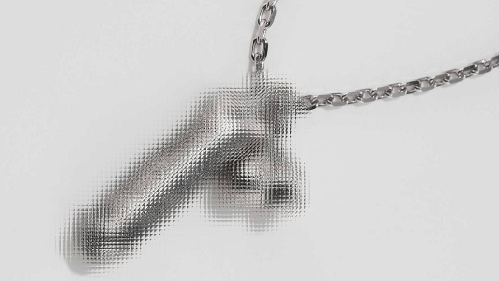 Блогеров зазывали серебряными членами на выставку ювелиров