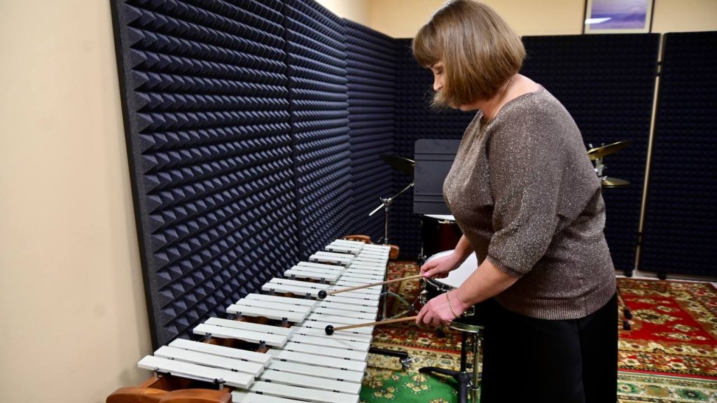 В села Свердловской области приедут работать 200 врачей и 10 учителей