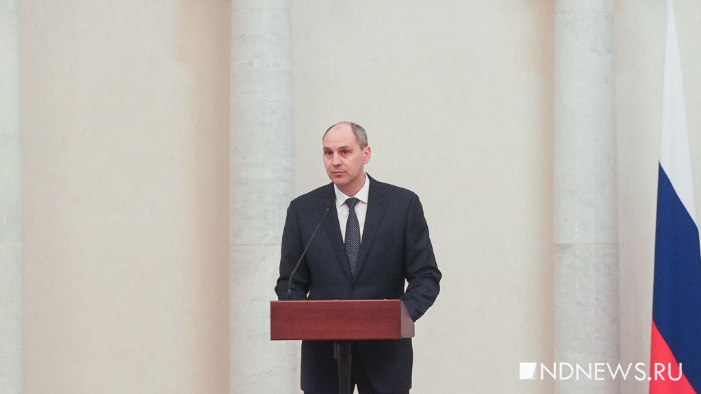 Денис Паслер проведет первую прямую линию с уральцами