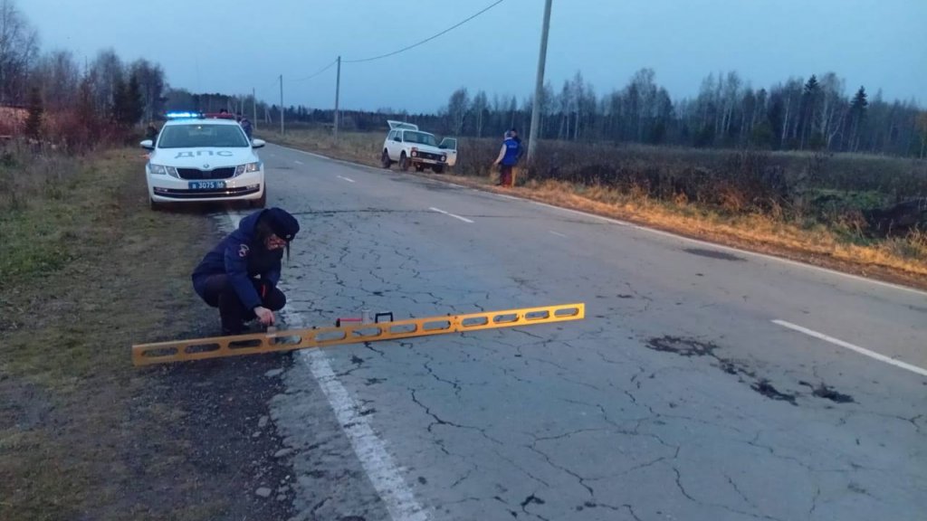 В Серове велосипедист погиб под колесами машины