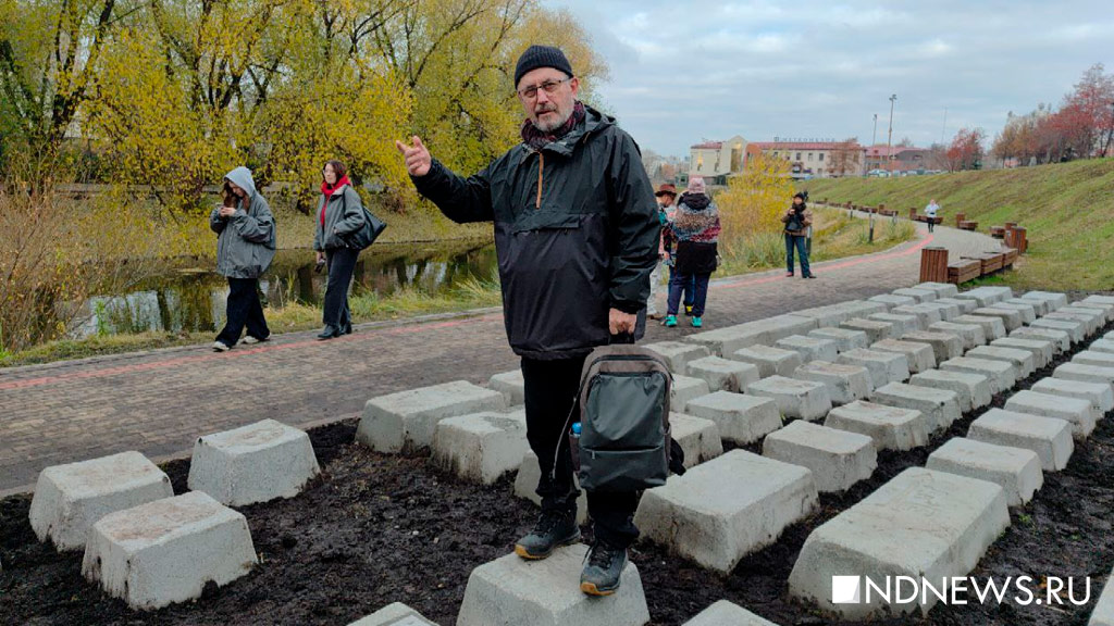 «Она была в другом месте и чуть другой формы», – автор памятника клавиатуре рассказал о первоначальном замысле (ВИДЕО)