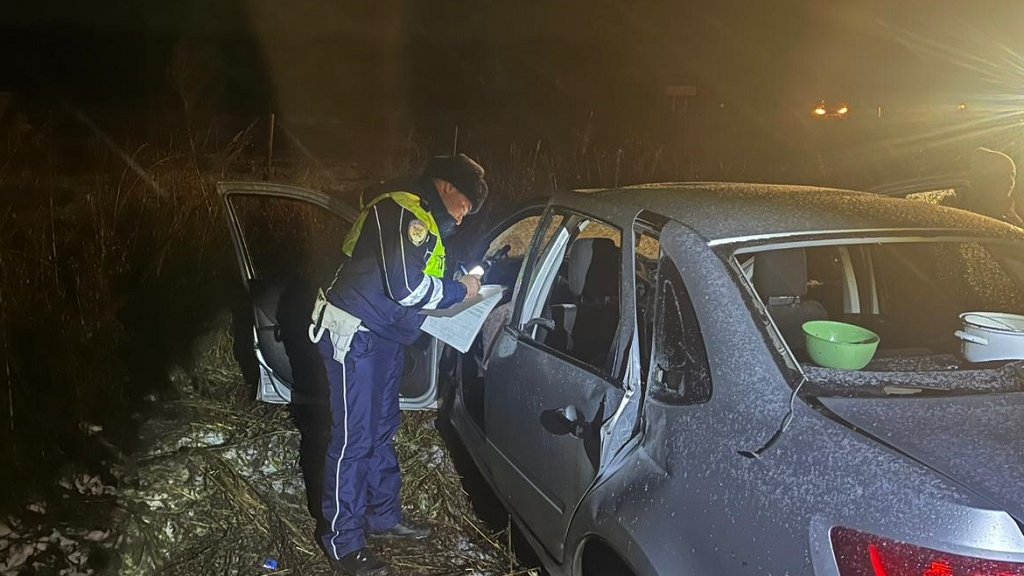 В ДТП под Нижними Сергами погиб человек и четверо получили травмы (ФОТО)