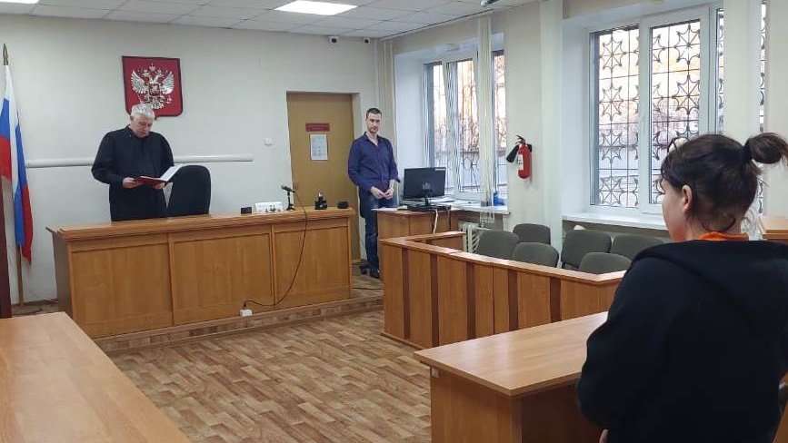 Суд  вынес приговор матери: дети погибли в огне, пока она была в гостях