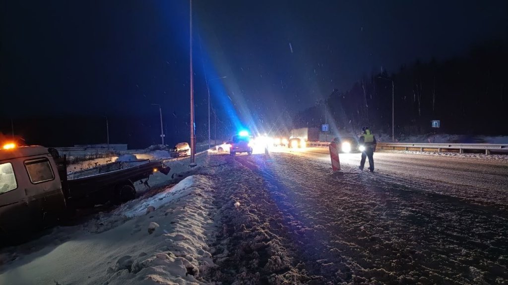 Под Ревдой Subaru врезался в «Газель»: погибла пассажирка