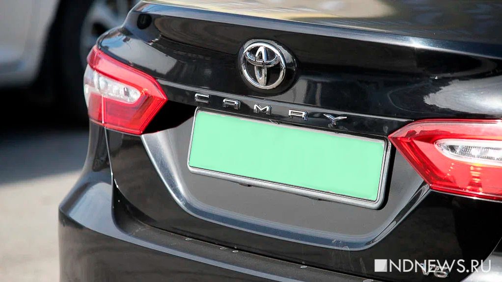 В России предложили ввести зеленые и бирюзовые автомобильные номера