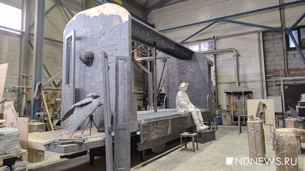 Памятник Алексею Балабанову почти готов (ФОТО)