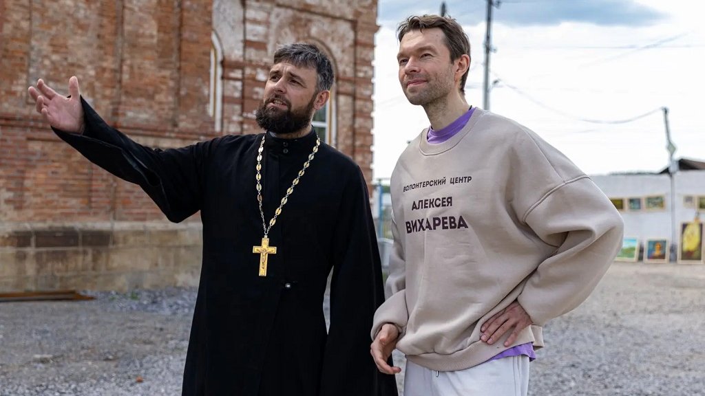 Алексей Вихарев продолжает помогать в восстановлении Крестовоздвиженского храма в Нижних Сергах