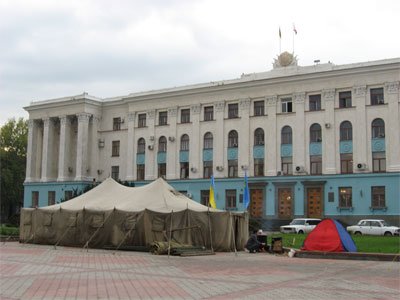 В течение нескольких дней татары обещают заполнить палатками всю площадь