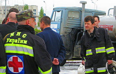 К месту ЧП выехали 3 отделения пожарно-спасательной службы Евпатории